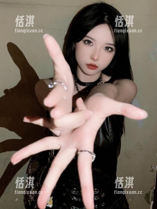 清水由乃 清水由乃皮衣魅力合集,图片里的风格轻松撩动你的心!