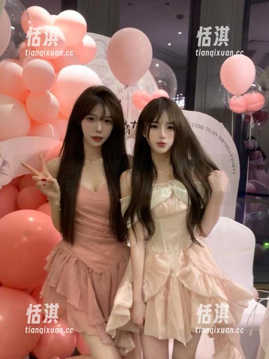 爱美足 - 探索香香的天使写真集：原图里的梦幻与现实交织，带你走进她的世界