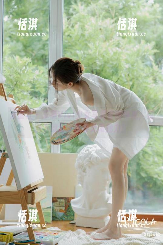 爱蜜社 - 乐薇Vivi少女写真套图特惠，免费下载尽享青春无限魅力！