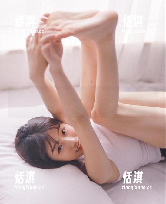 爱蜜社 - 小热巴的万圣节奇遇记：不可错过的超cute套图合集，绝对心动