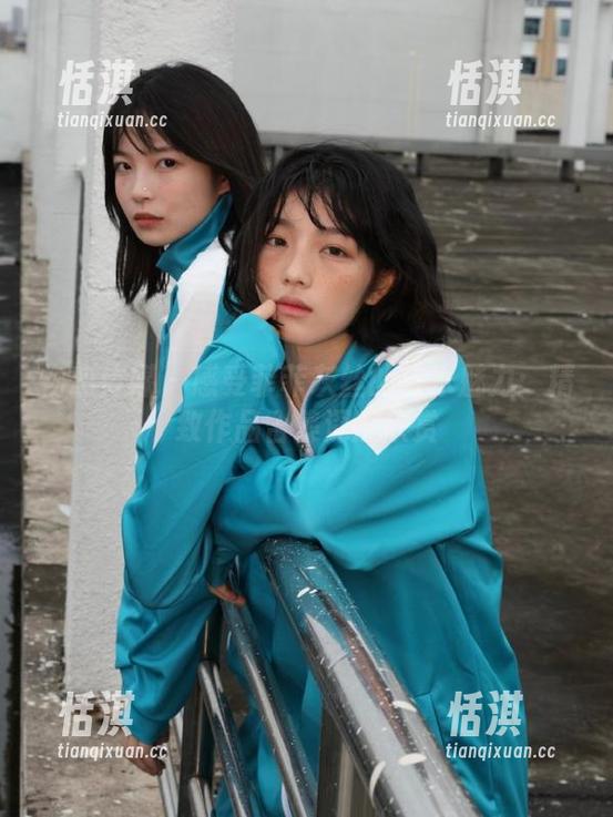 物恋传媒 - 感受菲菲灰丝的艺术魅力：精致作品合集深度欣赏