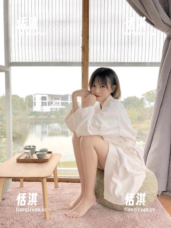 猎女神 - 深入谢伊娜学姐的写真世界，魅力合集带你感受她的魅力