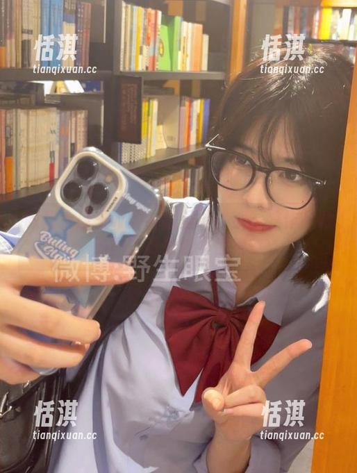 眼酱大魔王w的秘密基地：小学妹作品集原图，谁敢说不惊艳？