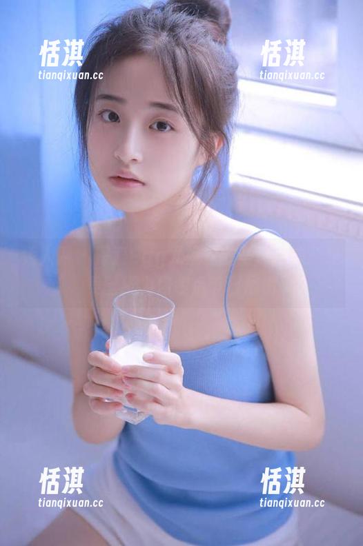 秀人网 - 探索Egg尤妮丝的圣诞合集：绝美壁纸为你装点节日心情