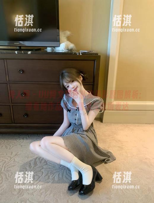 秀人网-UU阿文 秀人网 - UU阿文黑色私房摄影原图解析:细看她作品中的情绪与意境表达