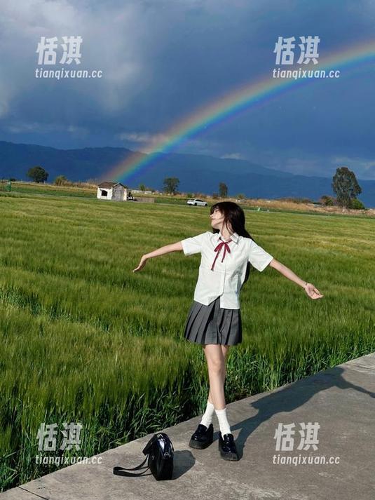 秀人网 - 精选千万不要错过的“优琪琪子yuki厨娘”套图，难道她的手艺跟颜值一样让人心动吗？
