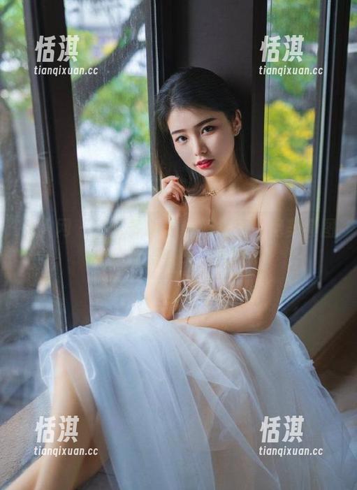 秀人网 - 养乐多Doll花嫁写真，绝美套图让你沉浸在幸福氛围中
