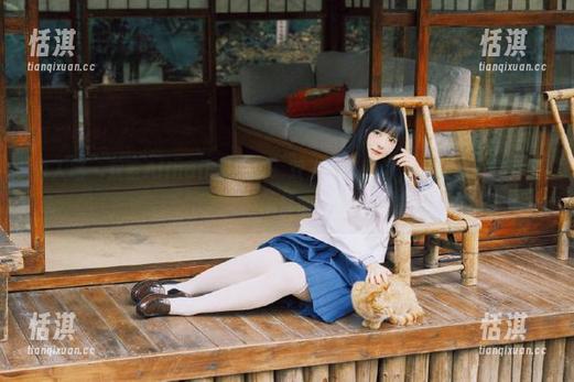 秀人网 - 双笙Alina作品分享：双人写真图包，记录每一份真实的情感