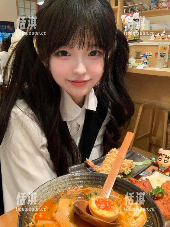 秀人网 - 高清可可芝花嫁写真合集，捕捉细腻情感与唯美画面的邂逅