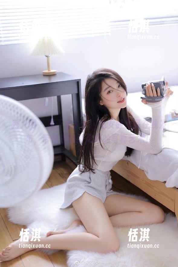 秀人网 - 周于希Sally兔女郎作品在线发布，带你领略新风格的写真艺术！
