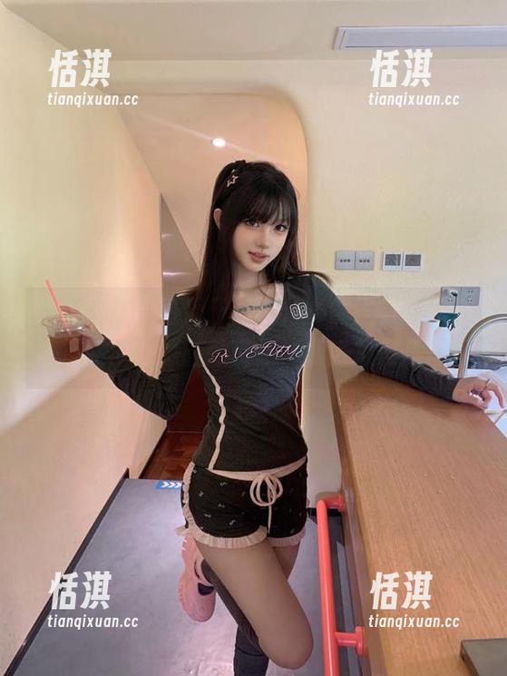 秀人网 - 走进周于希Sally的世界，获取最新珠海心愿旅拍资源，享受摄影乐趣！