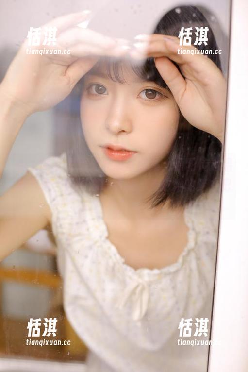 秀人网 - 夏馨瑶和服写真集，原图传递温暖气息，图册满载甜美，走进她的梦中吧！
