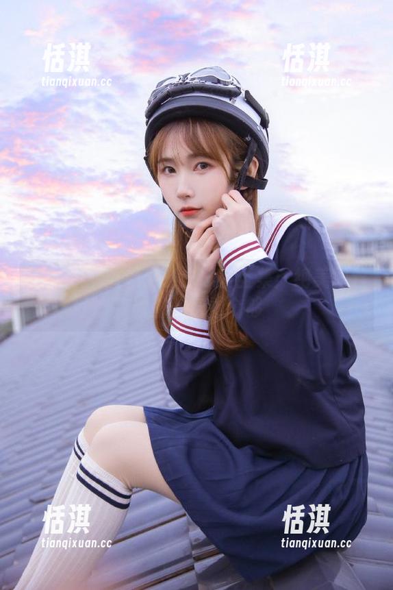 秀人网 - 重温小小白思宜全集：绝美肉丝原图一次看个够