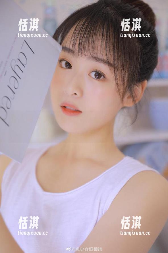 秀人网 - 尤妮丝Egg瑜伽写真高清图包，点燃你的内心平和与力量
