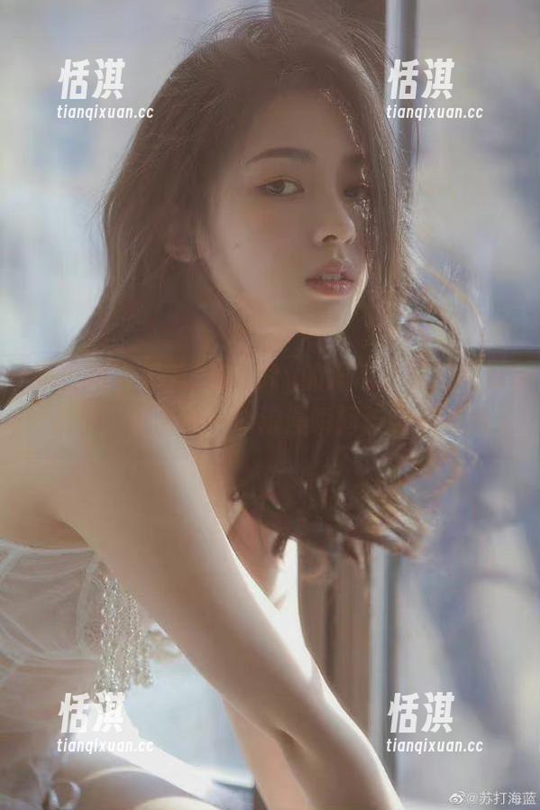 秀人网-徐莉芝Booty 秀人网 - 徐莉芝Booty的海南岛旅拍高清美图,纪录每一个浪漫瞬间与阳光沙滩