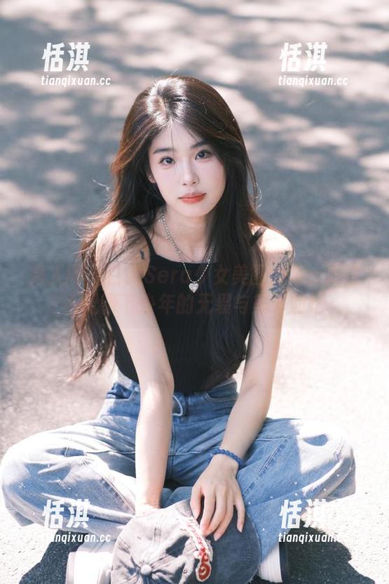 秀人网 - 白微Sera少女美图合集：用镜头记录下少年的无畏与美好回忆