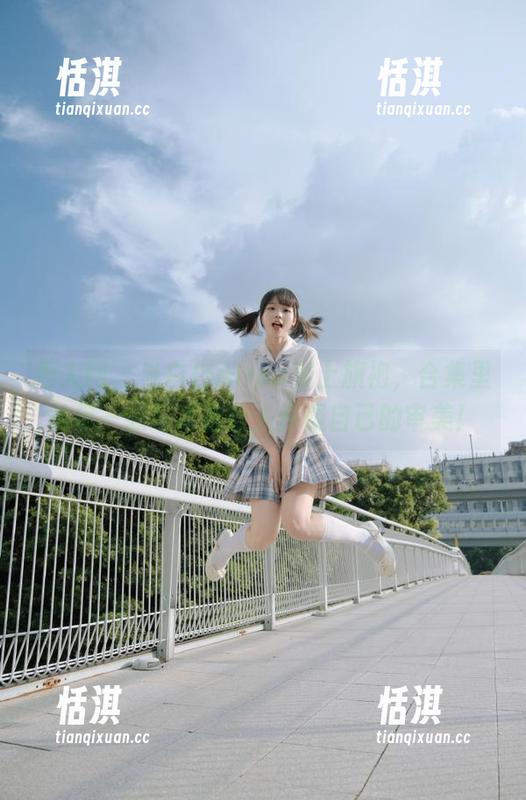 秀人网-白白Alina 秀人网 - 当白白Alina穿上旗袍,合集里的每一张写真都让人怀疑自己的审美!