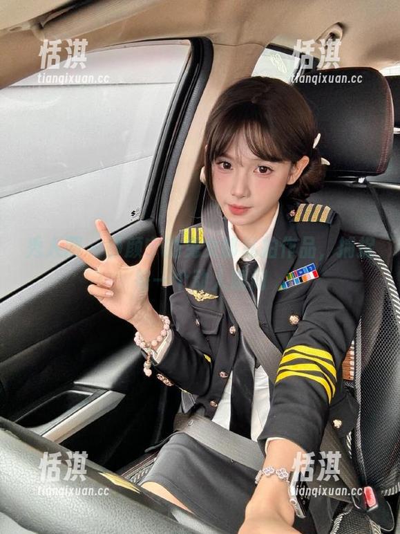 秀人网-静颜宁 秀人网 - 静颜宁的兔女郎私拍作品,捕捉每一个动人瞬间