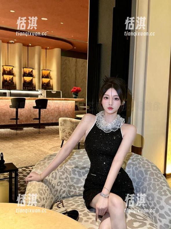 童小芯 微密圈 - 兔女郎童小芯私房图包:释放你的幻想,尽享无限魅力