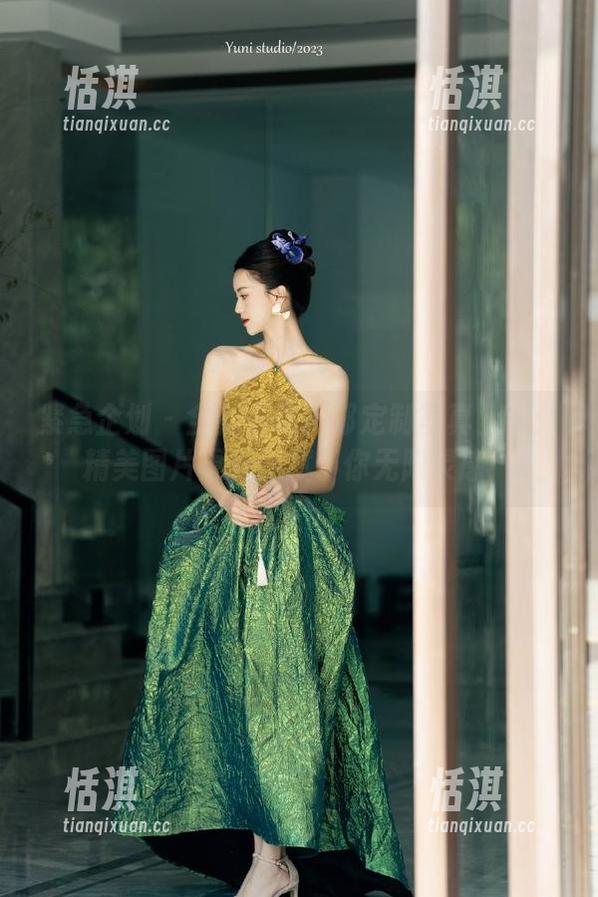 紧急企划 - 全新小恩内部定制写真上线：精美图片更新，赋予你无限灵感！