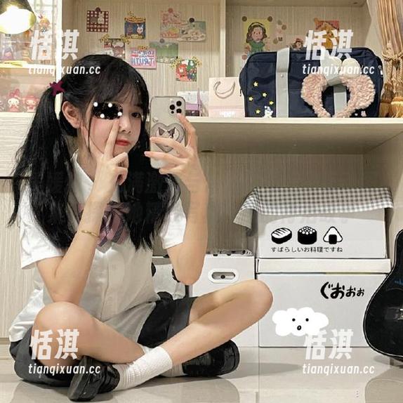 美媛馆 - 充满激情与活力的任莹樱运动图集，探索她精致写真作品的背后故事