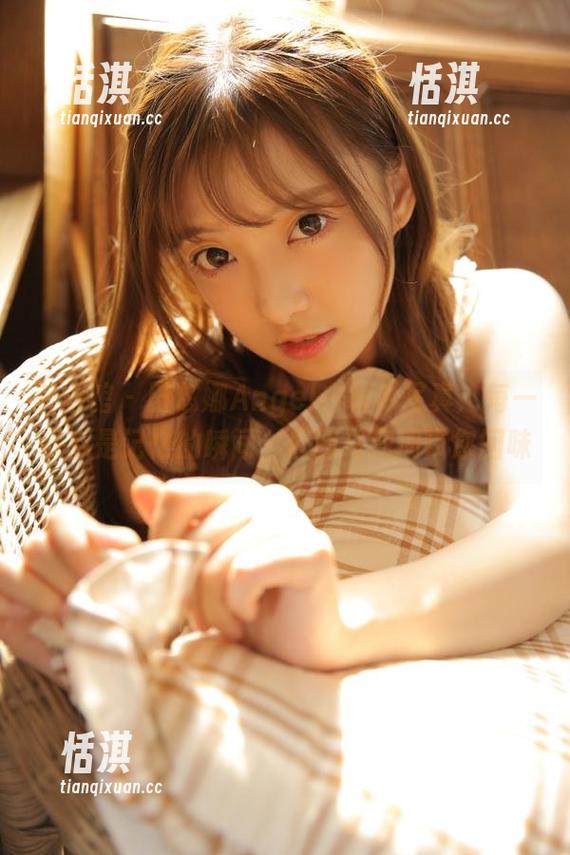 美媛馆 - 田芯娜Angel白衬衫写真：每一帧都是记忆的瞬间，原图与图册带您回味