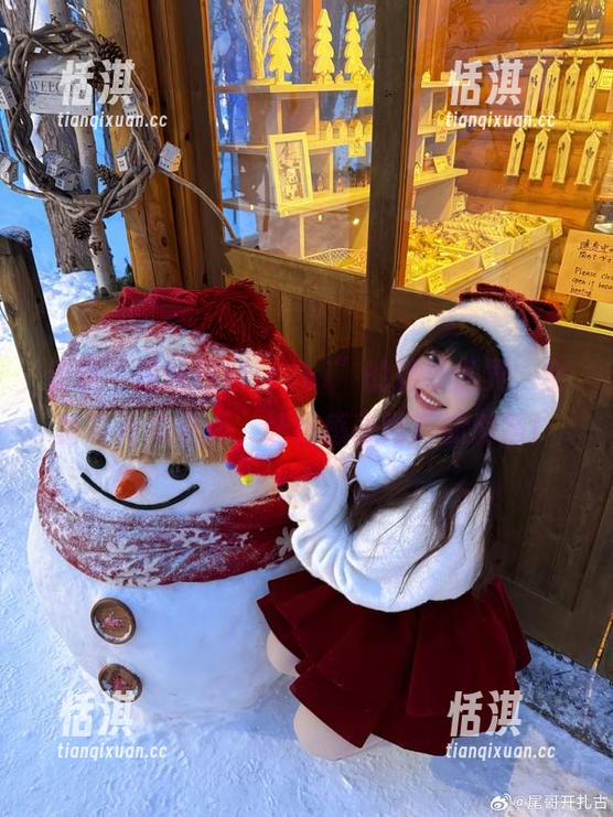 走进“脱尾巴Mizuki”的婚纱世界，全新写真集更新，让你感受纯粹的爱情！