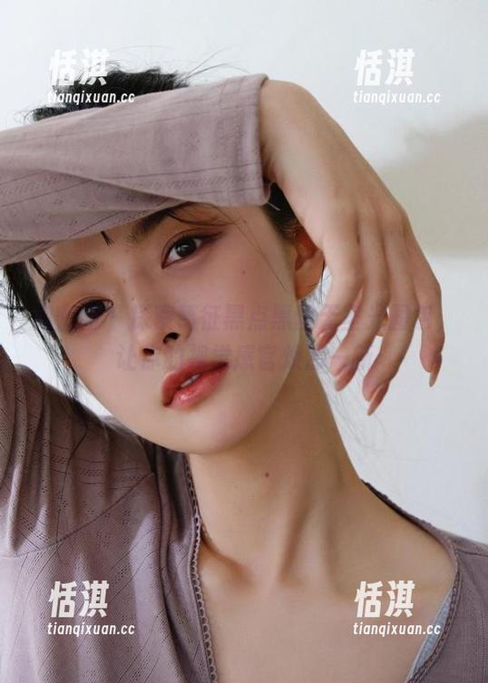 微密圈 - 探索葛征黑点黑丝无圣光图包，让你的视觉感官焕然一新