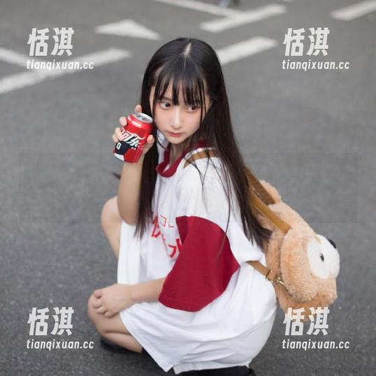 蜜桃社 - 木奈奈海边图包精选：邂逅夏日清新与海滨浪漫