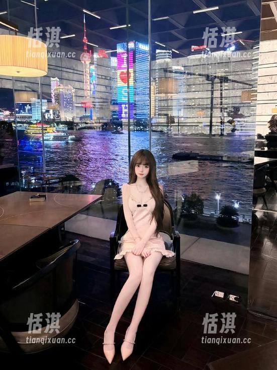 蜜桃社 - 萌美Moemi白裙写真档案：收藏原图和图包，唤醒你的灵感