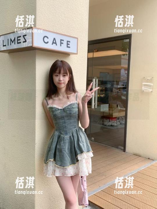 袜啵啵 - 新品美图：糯米礼服写真作品，优雅与个性的完美融合