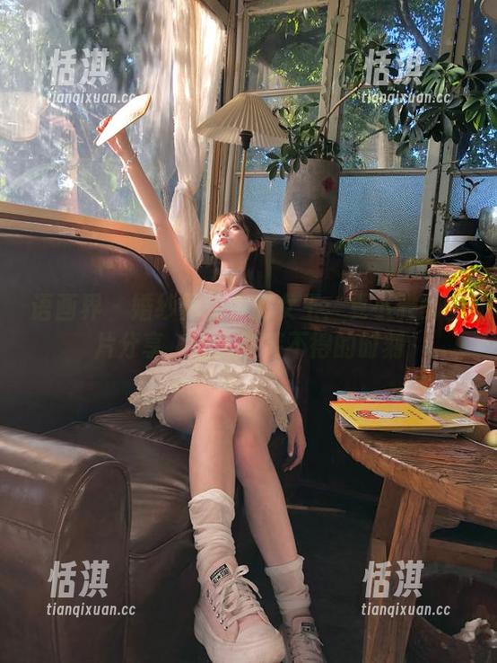 语画界 - 婚纱界的争议女王：夏小雅的图片分享，让人哭笑不得的时刻