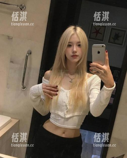 精品首发！轻兰映画带来的白丝死库水高清美图集锦！