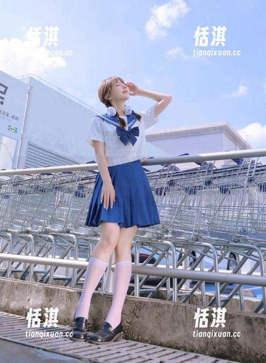 微密圈 - 追溯金希儿2021年的高清写真图片，尽显她的个性与艺术气息！