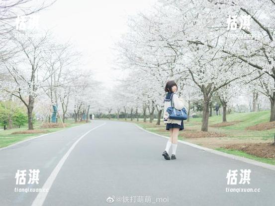 “铁打萌萌_moi”的魅力秘密，PA15校服COS图集全解析，这些你绝对没见过！