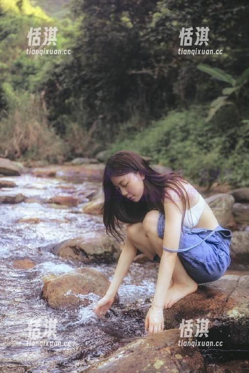 陈妮妮UNI 微密圈 - 在陈妮妮UNI的美图里,走进她的私拍日常与无限创意世界