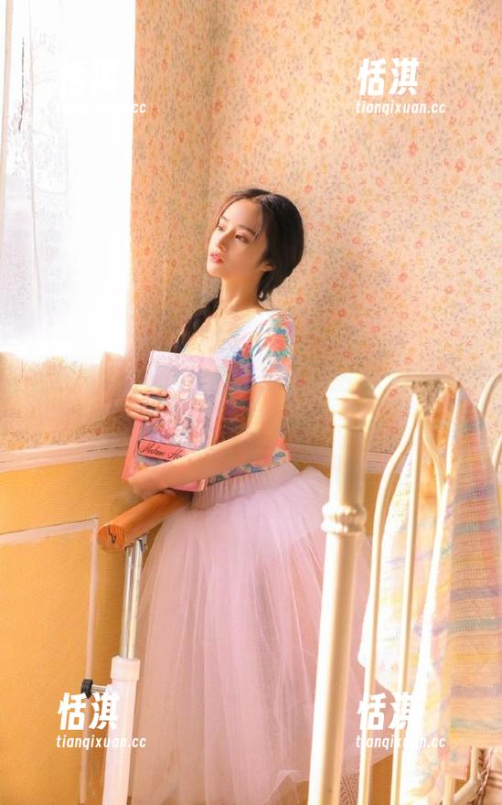 走进韩国CoCo女朋友的cos图集，捕捉她独特魅力与无尽幻想
