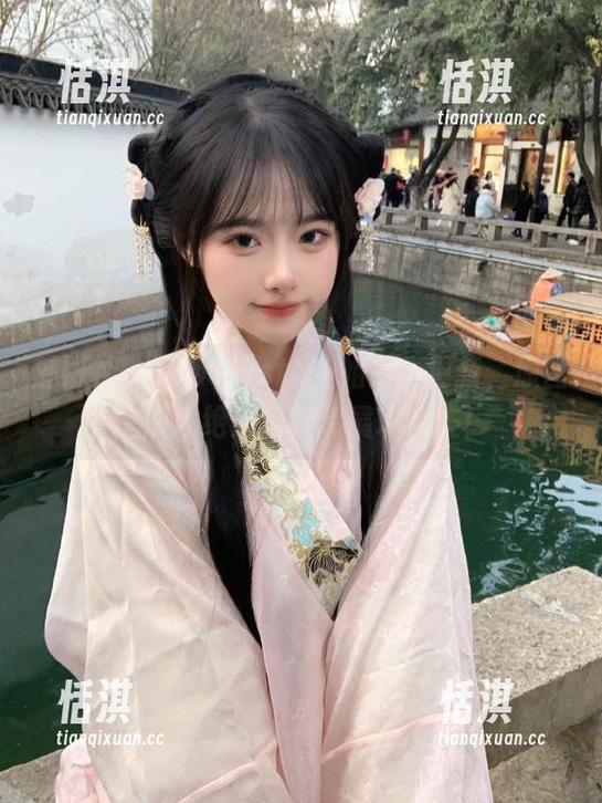 魅妍社-瑞莎Trista 魅妍社 - 瑞莎Trista空姐写真更新,原图呈现她绝对不轻易展现的美!